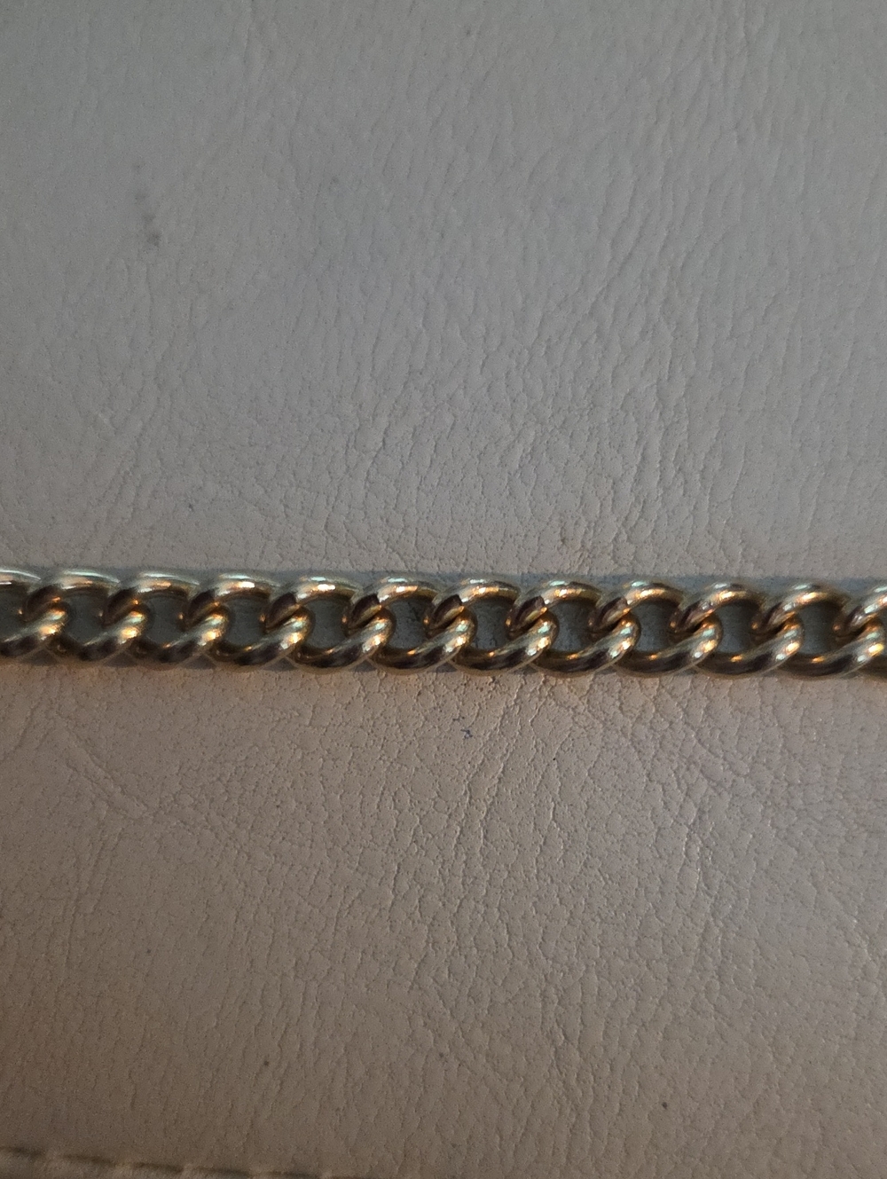 Charm Bracelet Gold Tone 7 Inches - Picture 3 of 4